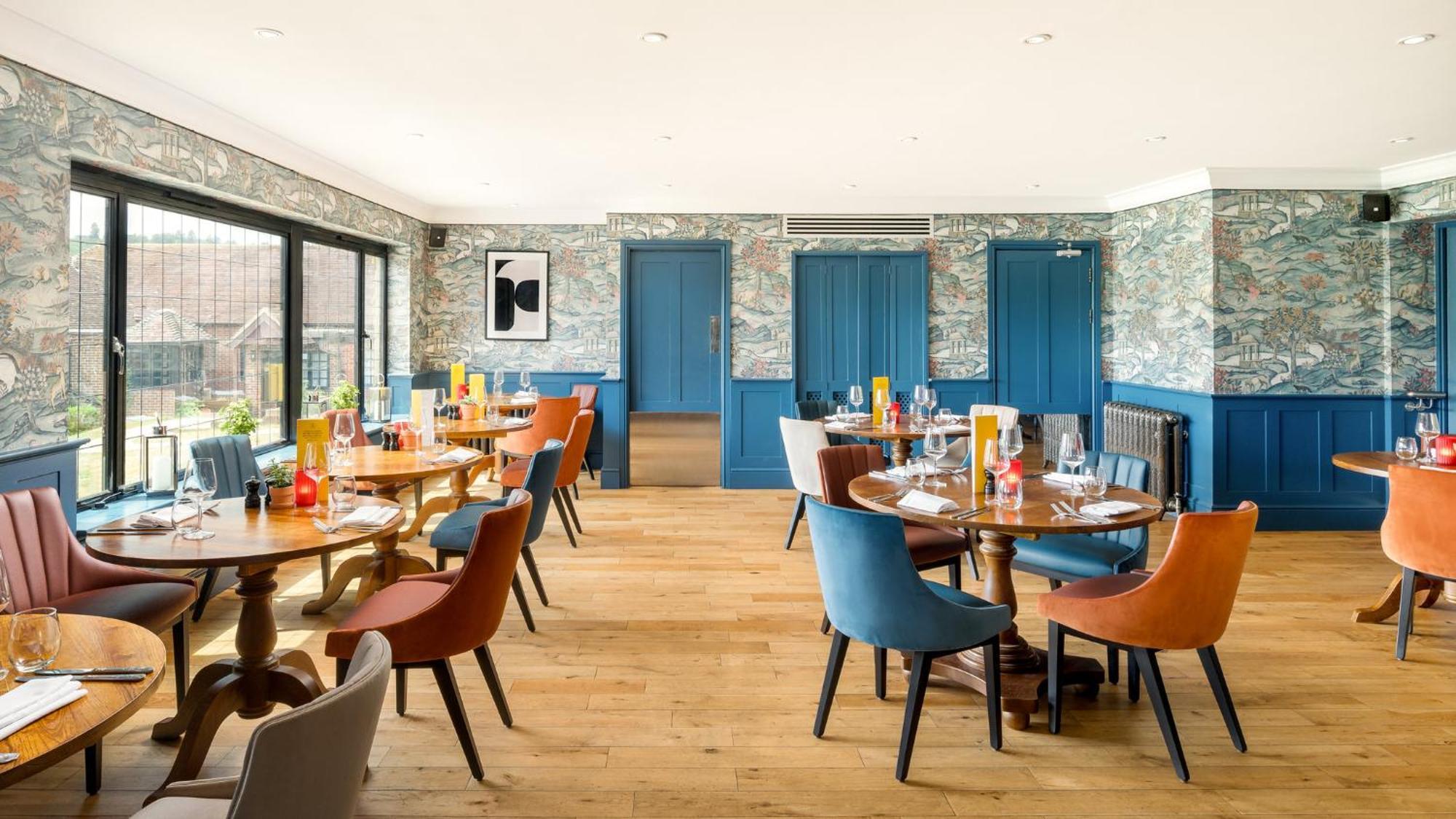 Voco Lythe Hill Hotel & Spa By Ihg Haslemere Exterior foto