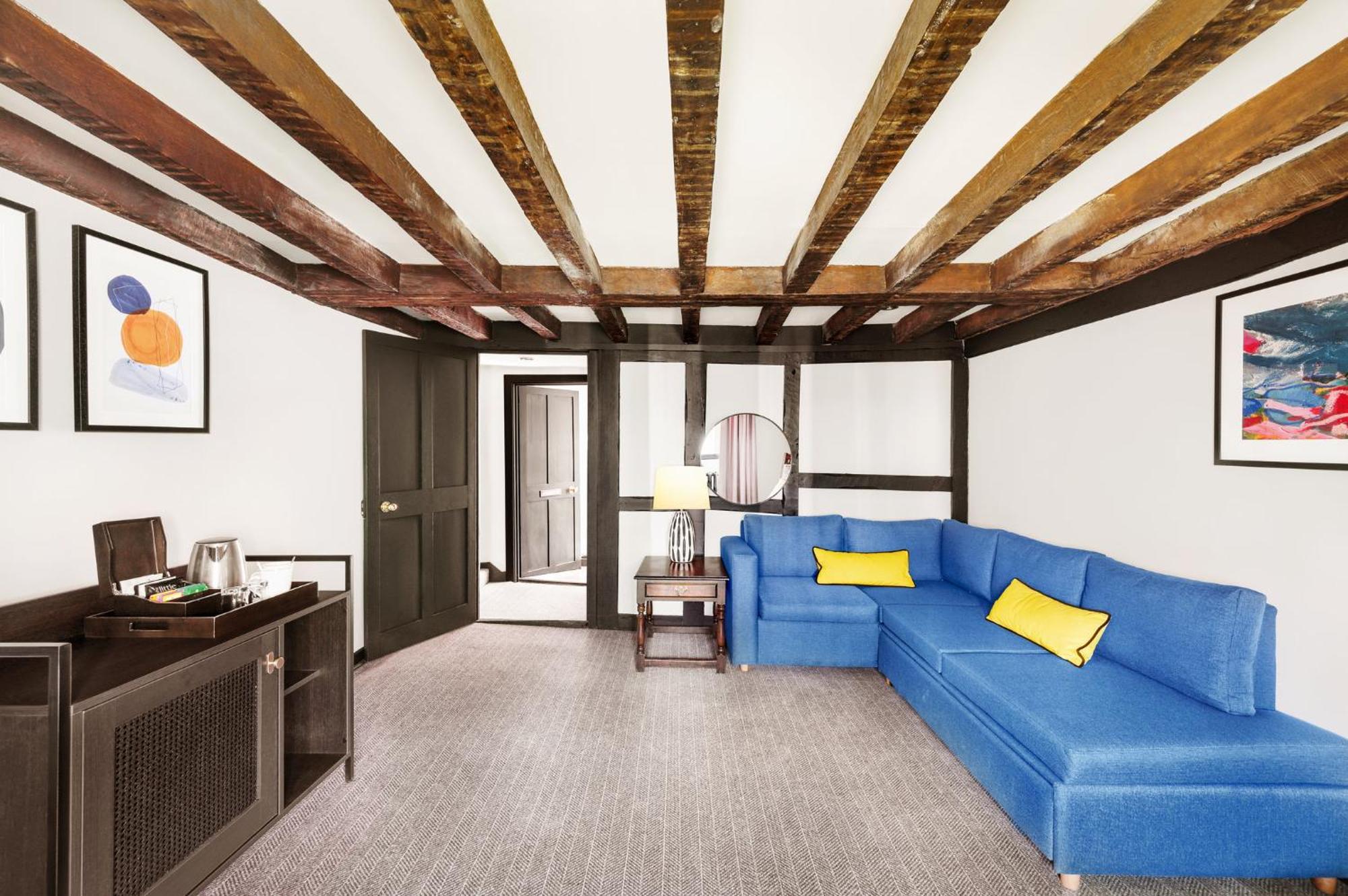 Voco Lythe Hill Hotel & Spa By Ihg Haslemere Exterior foto